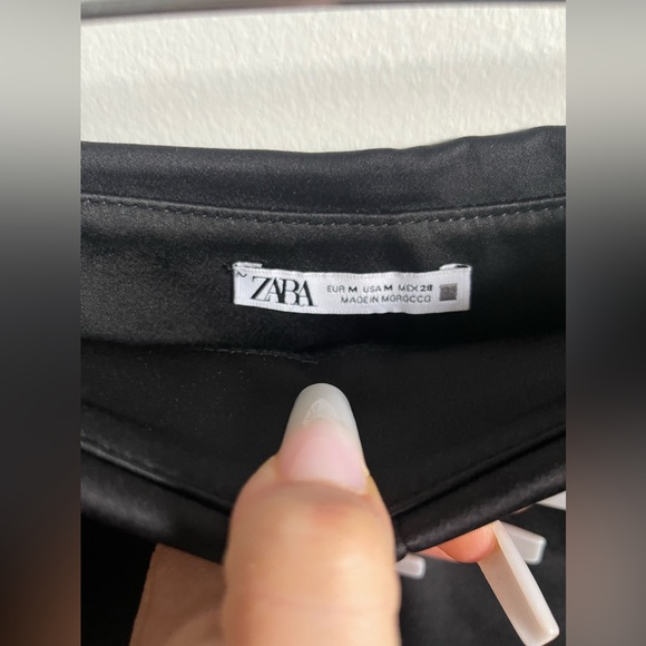 Zara Box-Pleated mini skirt - Picture 4 of 4